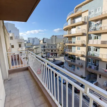דירה Modern 2br With Private Balcony In St. Paul's By 360 Estates סיינט פול ביי